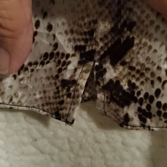 White House Black Market Women’s Black/Purple Silk Stretch Halter Neckline Sz 6 - Picture 13 of 16